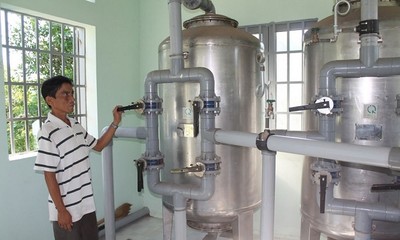 Góp phần giảm “cơn khát” nước ngọt cho vùng nông thôn