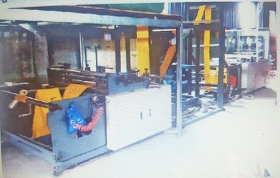 Chế tạo thành công máy tự động sản xuất túi dán