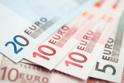 Tỷ giá Euro hôm nay 3/7: Sacombank tăng 270 đồng chiều bán ra