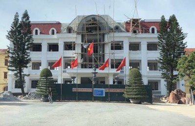 Hà Nam: Xây trụ sở mới trong khi trụ sở cũ vẫn khang trang