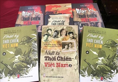 Sắp gặp mặt tác giả & nhân chứng bộ sách Nhật ký thời chiến Việt Nam