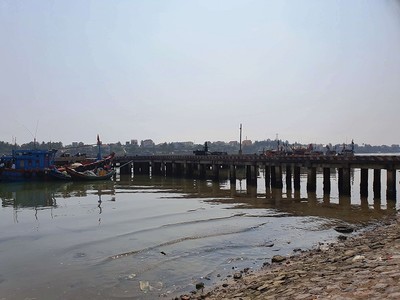 Quảng Bình: Ngư dân khốn đốn vì cảng cá xuống cấp, ô nhiễm