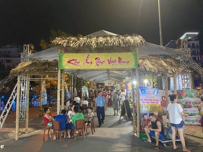 Hàng ngàn sản phẩm OCOP được quảng bá tại phố đi bộ Trịnh Công Sơn