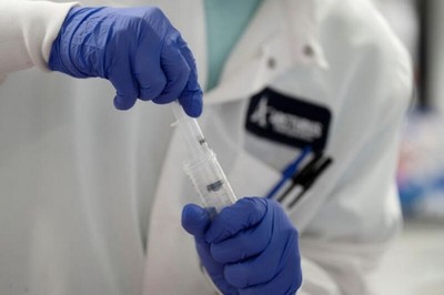 Nga sắp thành nước đầu tiên phê duyệt vaccine chống Covid-19