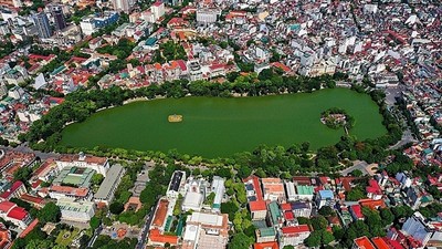 Tăng không gian xanh cho Hà Nội: Phải tính đến lợi ích lâu dài