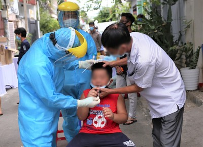 Bệnh nhân 842 ở Quảng Nam tiếp xúc với nhiều bạn bè, thầy cô