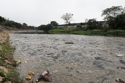 Nước sông lưu vực sông Nhuệ và sông Đáy bị ô nhiễm nặng