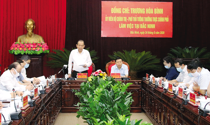 Phó Thủ tướng Thường trực Trương Hòa Bình làm việc tại Bắc Ninh