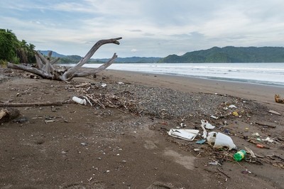 Bảo vệ môi trường: Costa Rica cấm sử dụng đồ nhựa dùng một lần