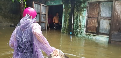 Quảng Nam: Dọn đồ 'chạy lũ', một người dân bị điện giật tử vong