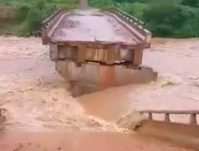 Kon Tum: Thiệt hại nặng nề do bão lũ