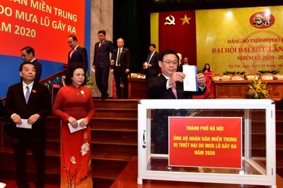 Hà Nội ủng hộ 7 tỷ đồng hỗ trợ các tỉnh miền Trung