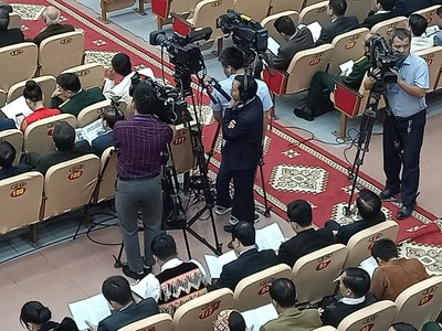 Báo chí tác nghiệp tại Đại hội Đảng bộ tỉnh Nghệ An lần thứ XIX