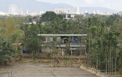 Đà Nẵng: Tháo dỡ công trình xây trái phép ở khu sinh thái Khuê Trung