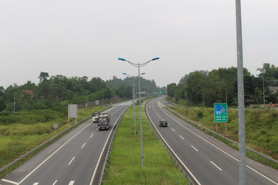 Bộ GTVT yêu cầu VEC khắc phục tình trạng hư hỏng các tuyến cao tốc