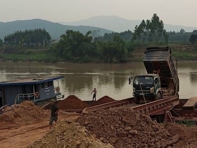Bắc Giang: Bất chấp lệnh cấm, khoáng sản vẫn bị tuồn đi tiêu thụ