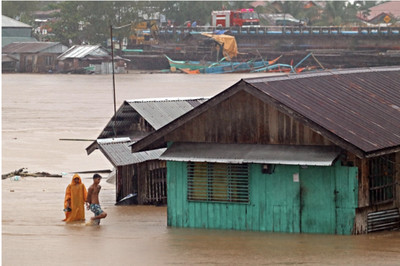 Hơn 5.000 người ở Philippines phải sơ tán để tránh cơn bão Dujuan