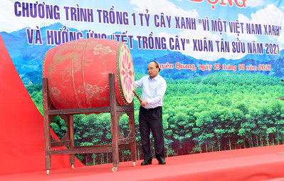 Thủ tướng phát động Tết trồng cây Xuân Tân Sửu 2021 tại Tuyên Quang