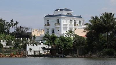 Lâm Đồng: Biệt thự 'khủng' xây dựng không phép