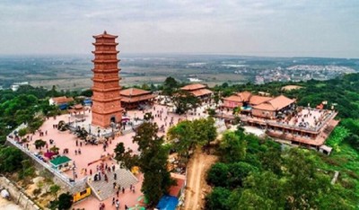 Tháp Tường Long, quận Đồ Sơn: Điểm đến của du lịch tâm linh