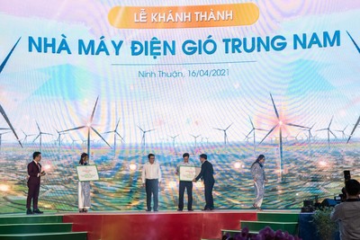 Khánh thành nhà máy điện gió lớn nhất Việt Nam tại Ninh Thuận