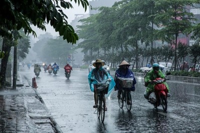 Dự báo thời tiết ngày 27/4: Hà Nội có mưa dông, thời tiết mát mẻ