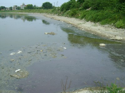 Tháo dỡ hệ thống xả thải ra sông Ngũ Huyện Khê trước 30-4