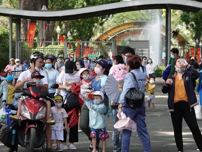 Nóng: TP Hồ Chí Minh cấm tổ chức tiệc cưới, tập trung trên 30 người