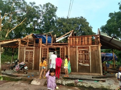 Quảng Trị: Hàng chục nhà dân bị hư hỏng do mưa giông