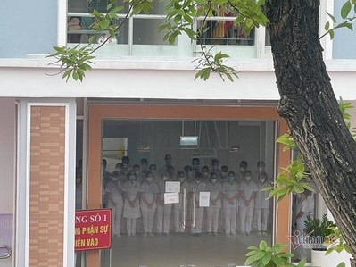 Bức ảnh bệnh viện dã chiến ở tâm dịch Bắc Giang gây xúc động