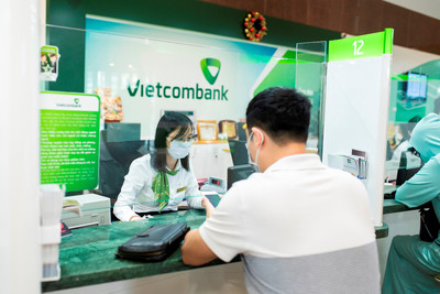 S&P nâng đánh giá tín nhiệm Vietcombank từ ổn định lên mức tích cực