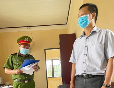 Lâm Đồng: Bắt giám đốc Trung tâm Giáo dục nghề huyện Đức Trọng