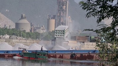 Hà Nam: Thanh tra vào cuộc vụ dân “tố” cụm cầu cảng gây ô nhiễm