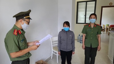 Đà Nẵng: Bắt nữ giám đốc giúp người Trung Quốc nhập cảnh trái phép