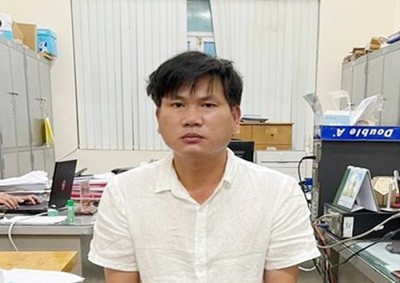 Bắt nguyên Trưởng phòng tổng hợp, Văn phòng UBND tỉnh Đồng Nai