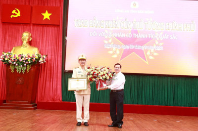 Thủ tướng tặng Bằng khen cho Giám đốc Công an tỉnh Đắk Nông