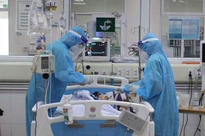 Bộ Y tế ghi nhận thêm 4 bệnh nhân cao tuổi tử vong do Covid-19