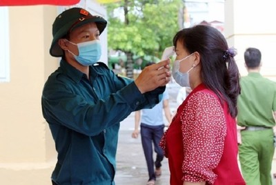 70% công nhân các khu công nghiệp Quảng Ninh được tiêm vaccine
