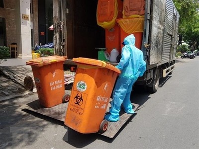Đề nghị các địa phương cấp bách xử lý rác thải phát sinh do dịch