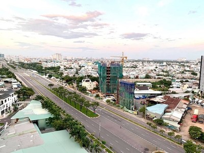 TP Hồ Chí Minh: Các ngả đường không một bóng người sau 18h
