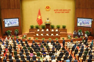 Quốc hội phê chuẩn 4 Phó Thủ tướng và các thành viên Chính phủ