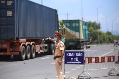 Quảng Nam siết chặt phương tiện vận chuyển hàng hóa về từ vùng dịch