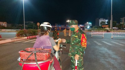 Đà Nẵng: Xử phạt HTX vận tải cấp giấy đi đường 'khống' cho nhân viên