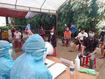 Đắk Nông: Gần 350 nhân viên y tế học đường hỗ trợ phòng, chống dịch