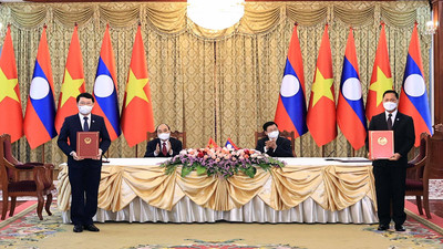 Bắc Giang và tỉnh Xay Sổm Bun ký kết hợp tác quốc tế cấp địa phương