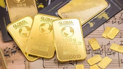 Vàng trong nước và thế giới chênh lên kỷ lục gần 10 triệu đồng