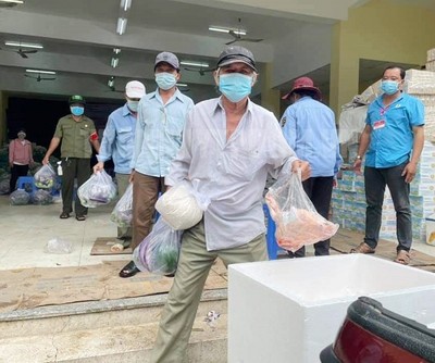 TP Thủ Đức: Chăm lo công nhân vệ sinh và lực lượng thu gom rác