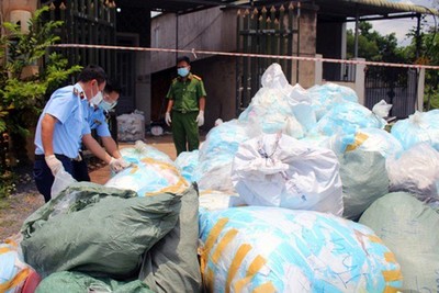 Đồng Nai: Thu giữ hơn 1 tấn khẩu trang tái chế không rõ nguồn gốc