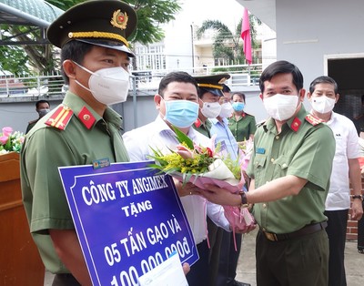 An Giang: Ra mắt mô hình xe hỗ trợ và cấp cứu y tế