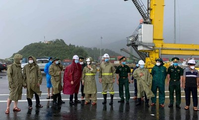 Đà Nẵng: Bí thư Thành ủy kiểm tra công tác phòng, chống bão Conson tại Cảng Tiên Sa